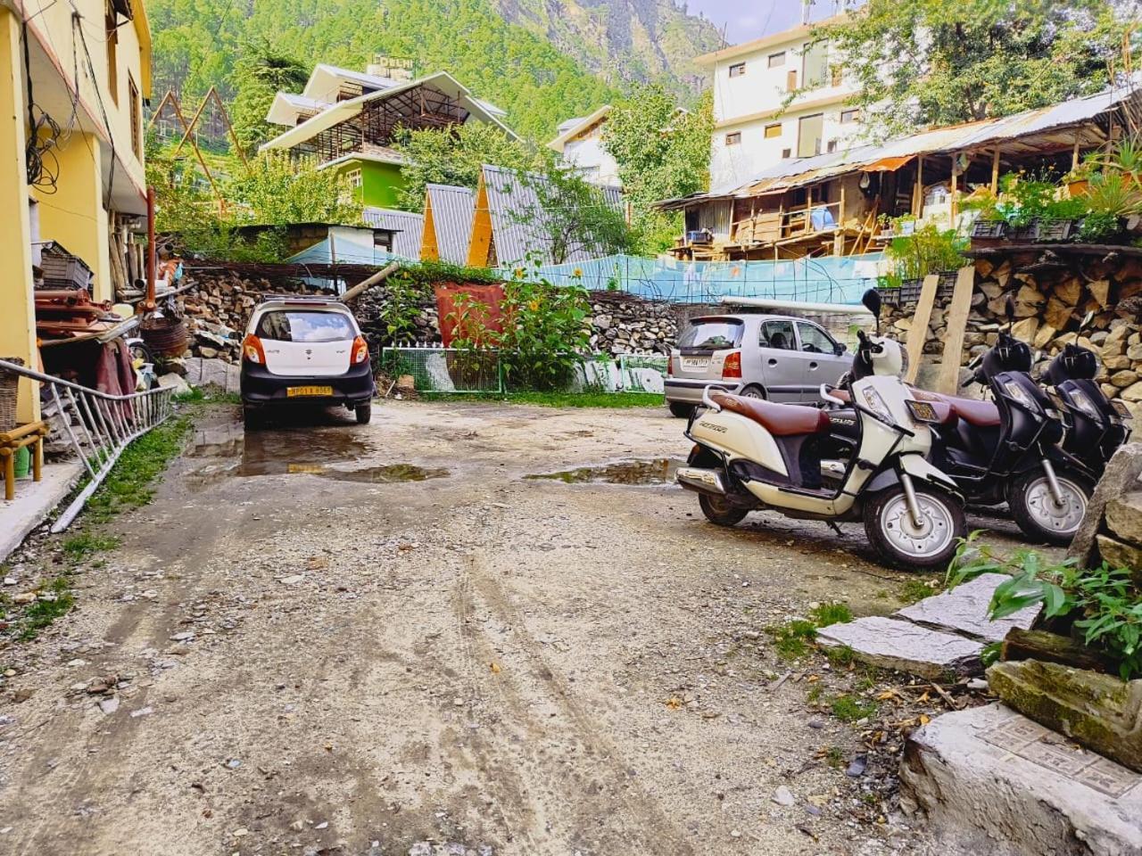 Hotel Purnima Riverside Kasol Exterior photo